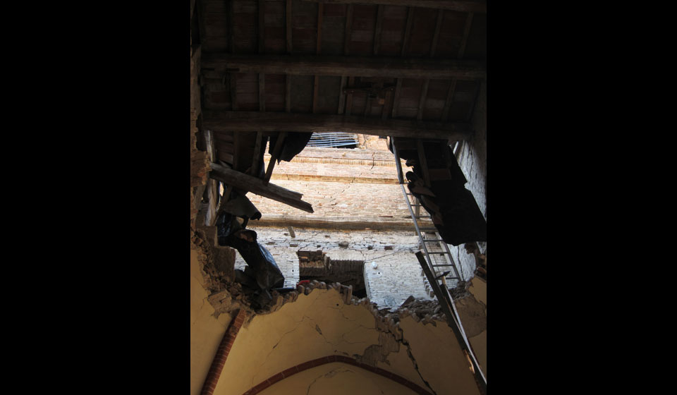 navata laterale sinistra, crolli e lesioni