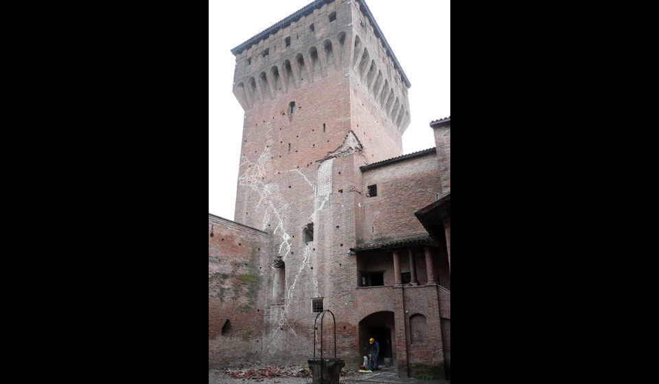 interno, crolli e lesioni