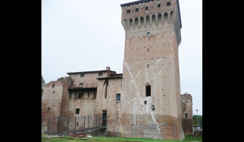 esterno, crolli e lesioni