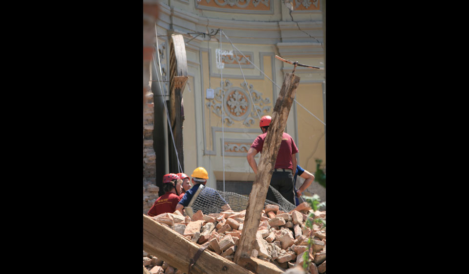 intervento di messa in sicurezza del trittico ligneo