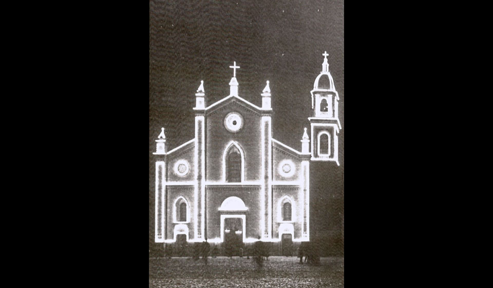 Addobbo della facciata per il Congresso Eucaristico, 1937